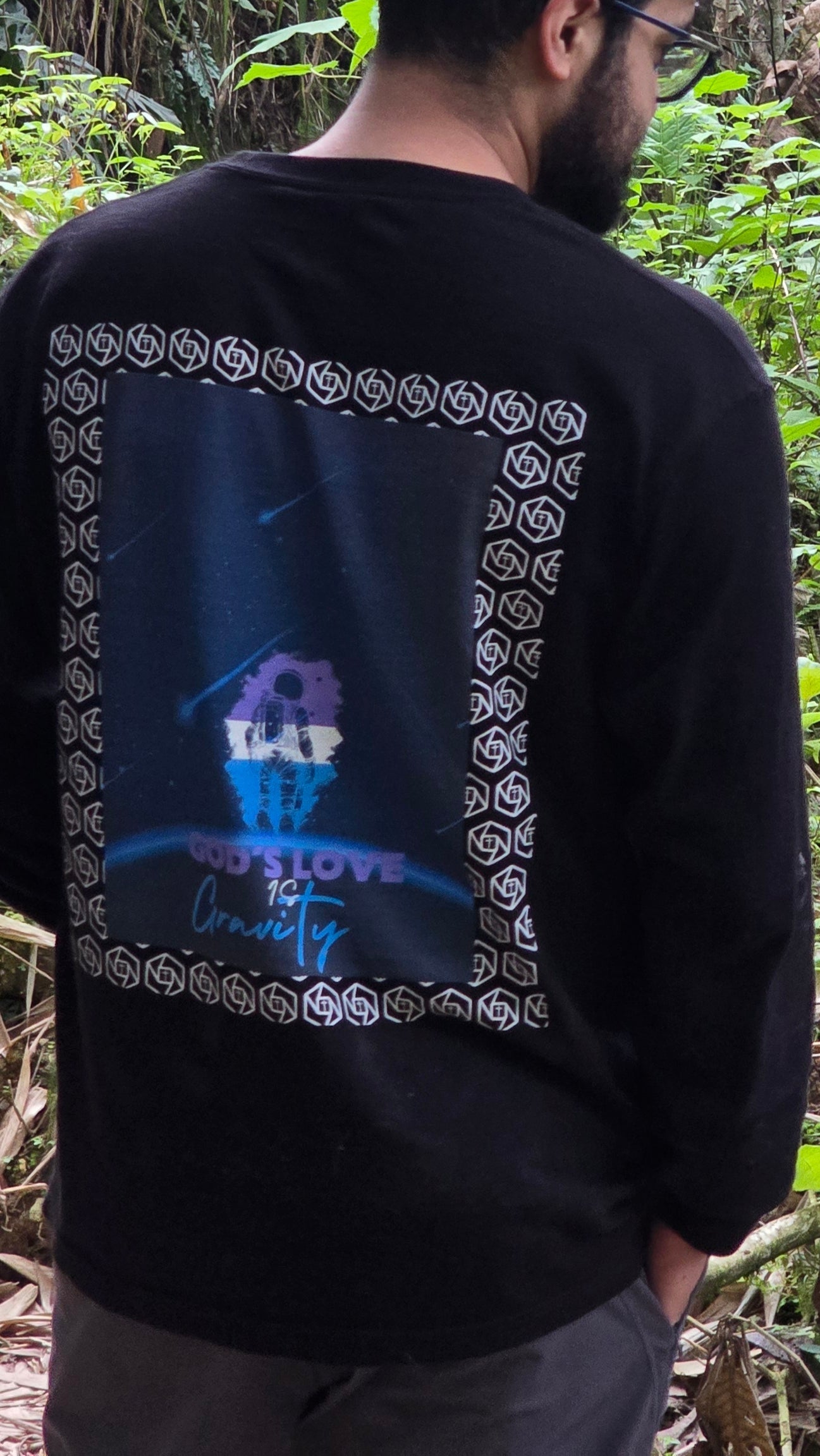 Long Sleeve 'Gravity'